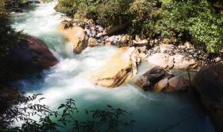 东拉山大峡谷风景区
